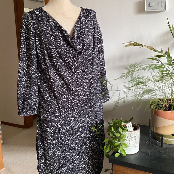 NWT Gap Black Gray blue Women Dress Size 12 animal Print 3/4 Sleeve - Picture 4 of 5